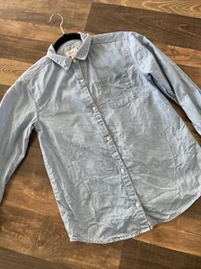 Old Navy Chambray Shirt Girls Size XL (14) Blue Long Sleeve Button Front - Picture 1 of 14