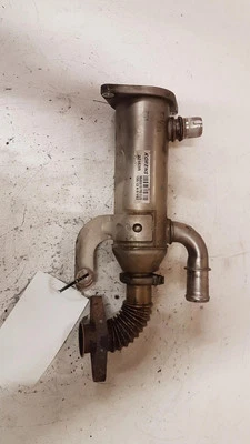 Radiatore Citroën C5 II Break RE AGR 9686916780 2.0 Diesel 2014 28776348 - Immagine 1 di 4