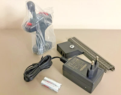 Märklin_SET_Power-Control-Stick+Netzteil 66201+Anschlussgleis_NEU - Bild 1 von 3