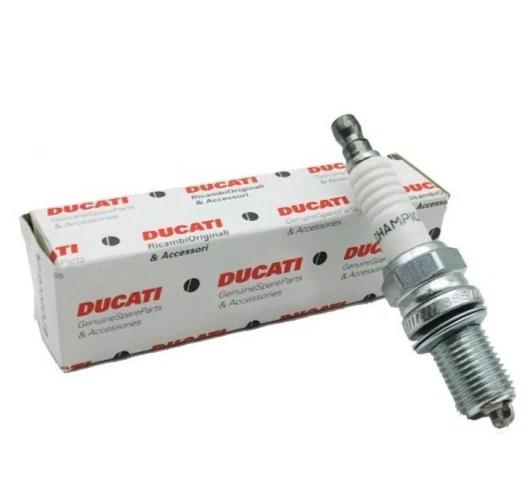 Bujías Ducati OEM x4 RA6HC MH900E Monster 750 900 Supersport 67090081A Foto 1 de 1