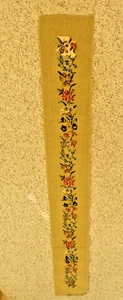 VTG FLORAL NEEDLEPOINT WALL PULL DAINTY FLORAL MOTIF FRENCH LUXURY CANVAS 8 X 64 - Bild 1 von 5