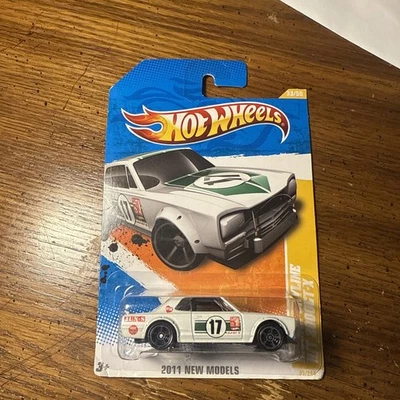 Nissan Skyline H/T 2000GT-X 2011 Hot Wheels blanco nuevos modelos Foto 1 de 4