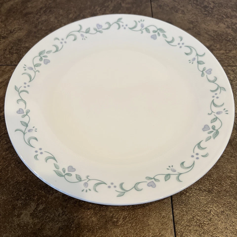 2 Platos de Cena Corelle CASA RURAL CORAZÓN LAVANDA FLORES CORAZONES 10" Foto 1 de 4