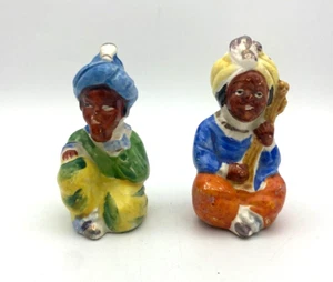 Vintage Salt and Pepper Shakers Ceramic Handpainted India Swami Musicians 1940's - Bild 1 von 6