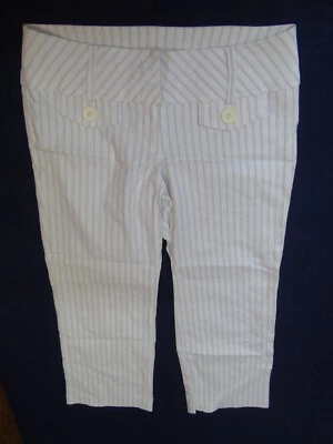 XXI Women’s Stiped Shorts White Size S Small Foto 1 de 4