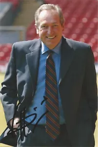 LIVERPOOL: GERARD HOULLIER FIRMADA 6x4 FOTO DE ACCIÓN + CERTIFICADO DE AUTENTICIDAD - Imagen 1 de 1