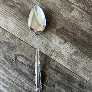 Oneida CHERIE Stainless Solid Serving Spoon Deluxe Glossy Flatware A59WU - Picture 1 of 4