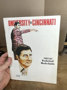 University Of Cincinnati 1982-83 Basketball Media Guide Paperback - Bild 1 von 7