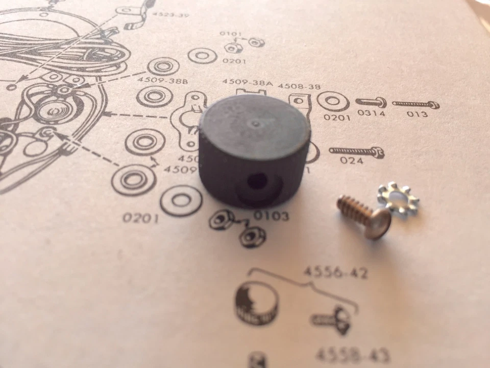Perilla de interruptor de panel de instrumentos Harley Knucklehead WL UL 1943-46 Parkerized 4556-42 Foto 1 de 2