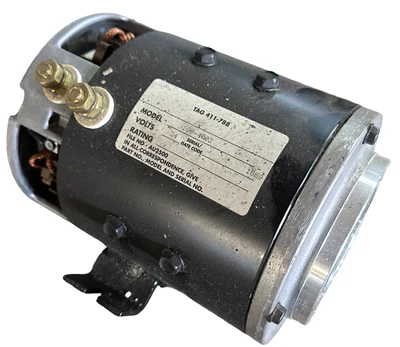 Carretilla elevadora eléctrica Raymond D90-4002 motor de CC 24 VDC Foto 1 de 2