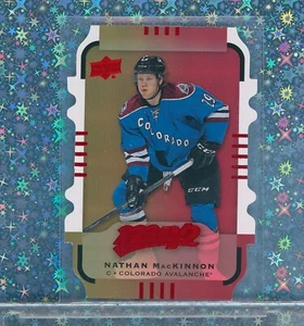 ๐ 2015-16 UD MVP Nathan Mackinnon Gold Level 1 Contour Die Cut #74 Avalanche - Picture 1 of 2