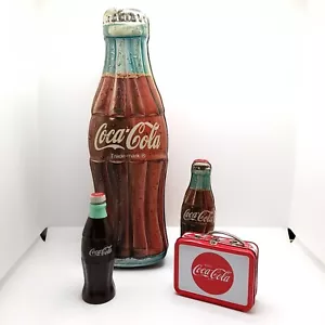 Coca Cola Sammlerstücke Bleistift Box Anspitzer Lunchbox Flaschenverschluss Twist 4 Stück - Bild 1 von 18