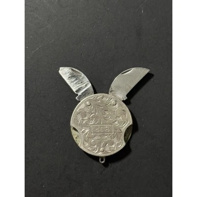 Navaja de Bolsillo Colgante Vintage Plata de Ley Grabado Floral Foto 1 de 4