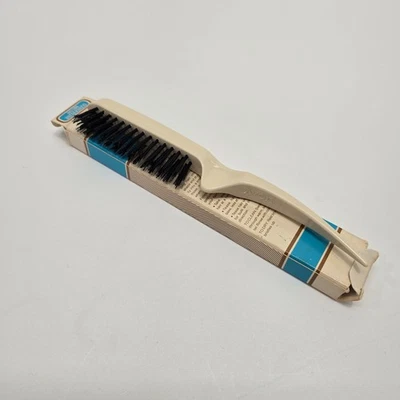 Винтажная щетка AVON Slenderline для укладки и дразнения НОВАЯ в коробке бежевая  - Изображение 1 из 4