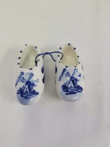 Miniature Holland Dutch Delft Blue/White Windmill Shoes Clogs Ornament VTG 2 1/4 - Picture 1 of 7