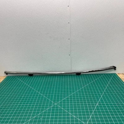 91-99 MITSUBISHI 3000GT PUERTA PASAJERO DERECHO VENTANA EXTERIOR MOLDURA TIRA OEM Foto 1 de 4