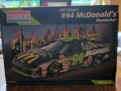 McDONALDs THUNDERBAT 94 Bill Elliott 1995 Thunderbird 1:24 Model Kit W/ Decals  - Image 1 of 4