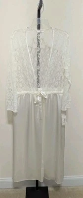 Bata larga de satén de encaje marfil plus Flora by Flora Nikrooz para mujer talla 1X Foto 1 de 4