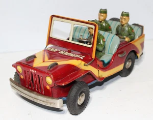 Jeep de juguete Thunder de fricción de metal de hojalata de colección ~ 9" x 4,5" x 3,5" ~ Japón - Imagen 1 de 17