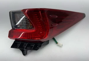 2015 - 2019 LEXUS RC300 RC350 REAR RIGHT SIDE OUTER TAILLIGHT LIGHT LAMP OEM - Picture 1 of 7