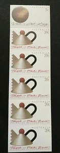 1988 CRAFTS BOOKLET 5c x 1 & 39c x 5 booklet strip MNH unusual & collectable - Foto 1 di 3