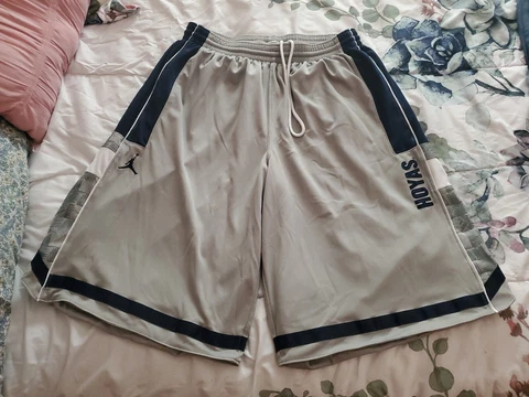 NIKE JORDAN GEORGETOWN HOYAS AUTHENTIC BASKETBALL SHORTS IN SIZE XL Cover