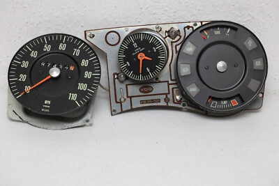 9/73 VW Volkswagen 110mph SPEEDOMETER CLOCK B1 Dasher trip Audi Fox gauges dash Foto 1 de 4