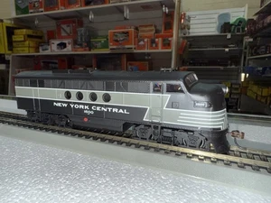 Bachmann HO 68912 EMD FT A New York Central #1600 With DCC/ SOUND - Picture 1 of 7