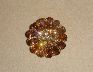 Beautiful D&E Juliana Flower Pin in Golden Amber Rhinestones - Picture 1 of 7
