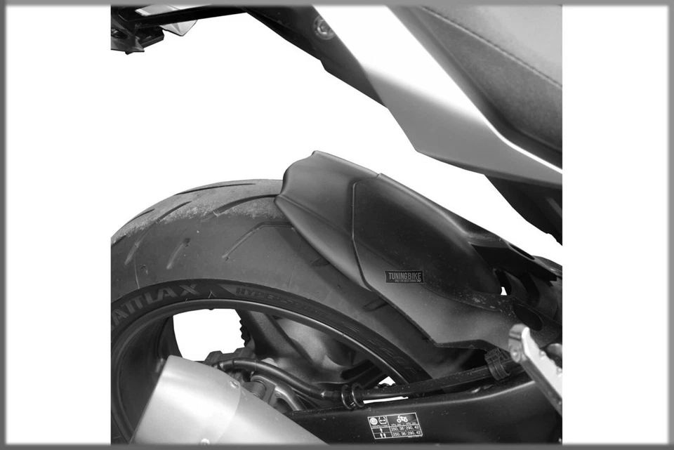 PUIG ESTENSIONE PARAFANGO POSTERIORE PER YAMAHA MT-10 16-19 NERO OPACO - Immagine 1 di 1