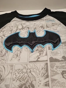 DC Comic Vintage Logo Batman Embroidered Vintage Kid Youth T Shirt Size 6/7 - Picture 1 of 9