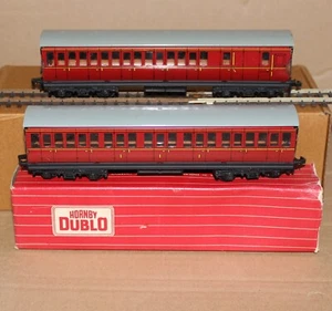 HORNBY DUBLO 4021 4022 BR TINPLATE SUBURBAN COACHS - Bild 1 von 2