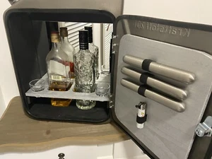 Kanister Bar Benzinkanister 20 L. Regal Weihnachten Geburtstag Männer 1987 - Bild 1 von 6