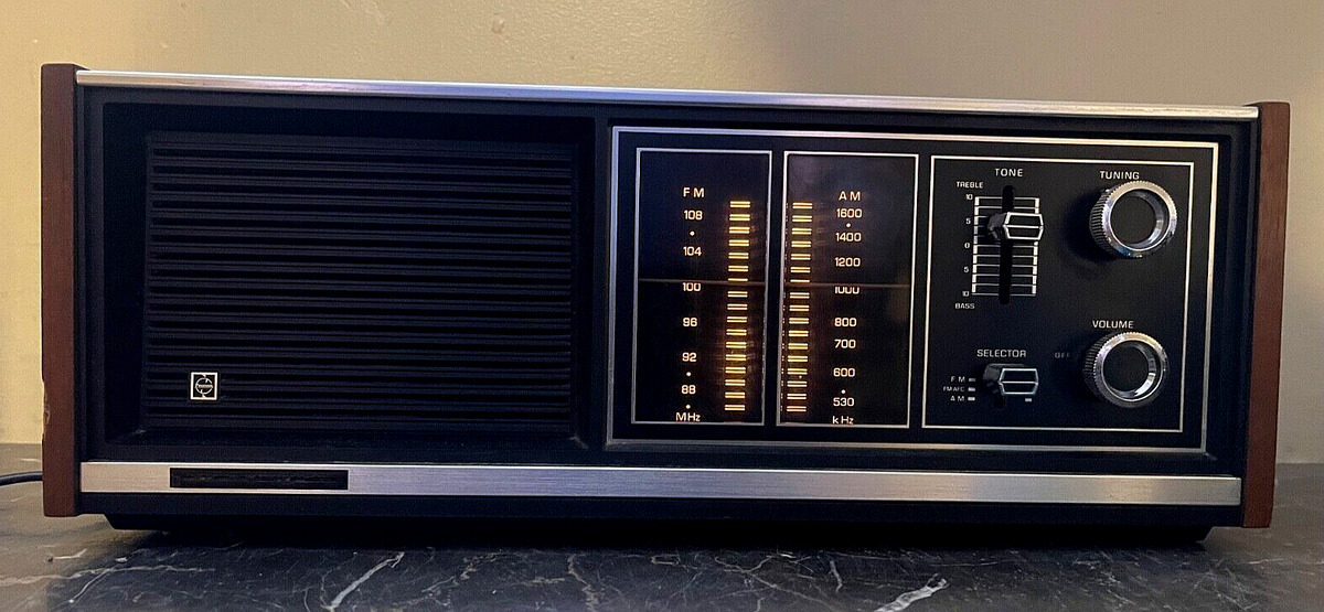 Solid State Radio In Vintage Radios for sale | eBay Solid State Radio In Vintage Radios for sale | eBay