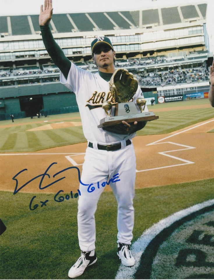ERIC CHAVEZ OAKLAND A'S 6 X GUANTE DORADO ACCIÓN FIRMADO 8x10 Foto 1 de 1
