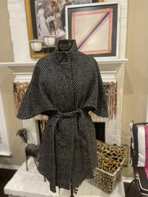 Abrigo de Invierno Hilary Radley Cinturón Rayas Espiga Estilo Columpio Talla X-Pequeño Foto 1 de 4