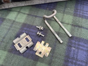 Jaguar XJS V12 Convertible Trunk Latch Catch - Picture 1 of 4