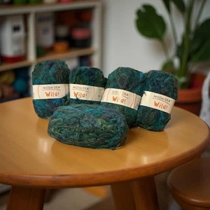 5 Skeins Moda Dea Wild Bulky Yarn #5 Made in Italy Titanic 50gm 103 yards NEW - Picture 1 of 6