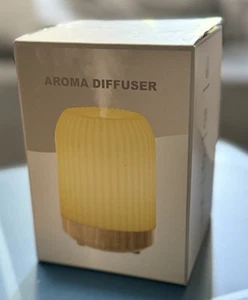 Aroma Diffuser - White - Essential Oil - Aromatherapy - Picture 1 of 6