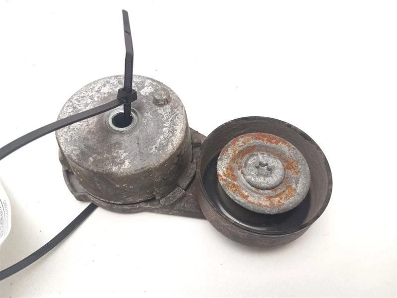 Chevrolet Malibu 2014 tensor de cinturón Foto 1 de 4