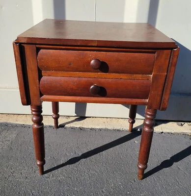 Mesa de trabajo antigua federal americana de principios a mediados del siglo XIX Pembroke hoja caída Foto 1 de 4