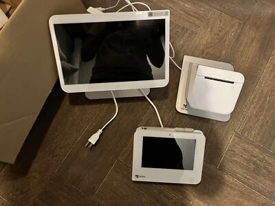 Clover Station PROFESIONAL Acepta Tarjetas de Crédito Tienda/Restaurante  Foto 1 de 2