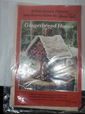 9" Gingerbread House Patchwork Sewing Pattern 3902 Yours Truly Craft Fabric UC - Image 1 of 4