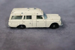Vintage 1968 Lesney Matchbox Mercedes Benz “Binz” Ambulance No. 3 Die-cast - Picture 1 of 5