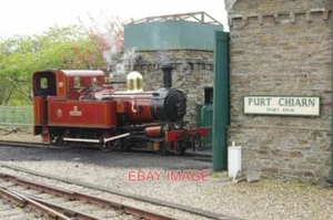 PHOTO  PORT ERIN ENGINE SHED NO 12 HUTCHINSON STANDS OUTSIDE THE SMALL SHED OPPO - Picture 1 of 1