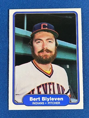 1982 Fleer Bert Blyleven Baseball Card #361 Cleveland Indians - Image 1 of 2
