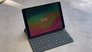 iPad Pro 10.5”( A1709) - 256GB - Wi-Fi - Space Grey - Good condition - Picture 1 of 5