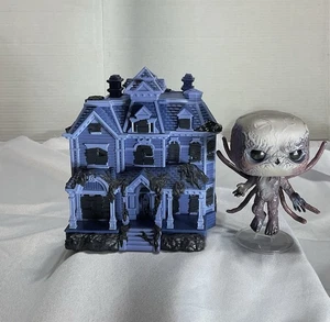 Funko Pop! Town: Stranger Things - Vecna with Creel House #37 - Bild 1 von 6