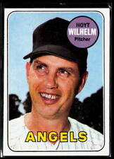 Hoyt Wilhelm 1969 Topps #565 Not Creased