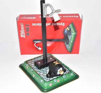 Wilesco M66 /2 Dynamo mit Leuchte / Laterne, NEU & OVP - Bild 1 von 3